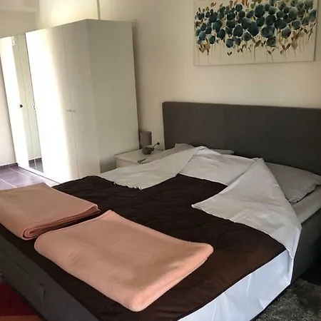 Apartment Studio Apartman Giardino Vir