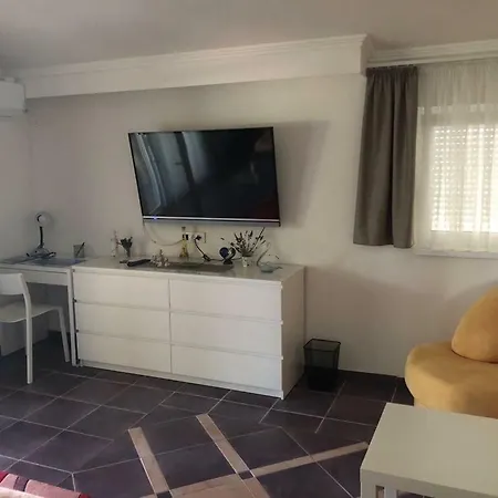 Studio Apartman Giardino *